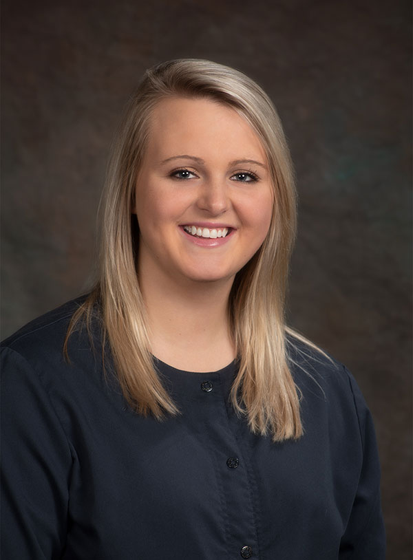 Megan | Dakota Dental, Sioux Falls, South Dakota